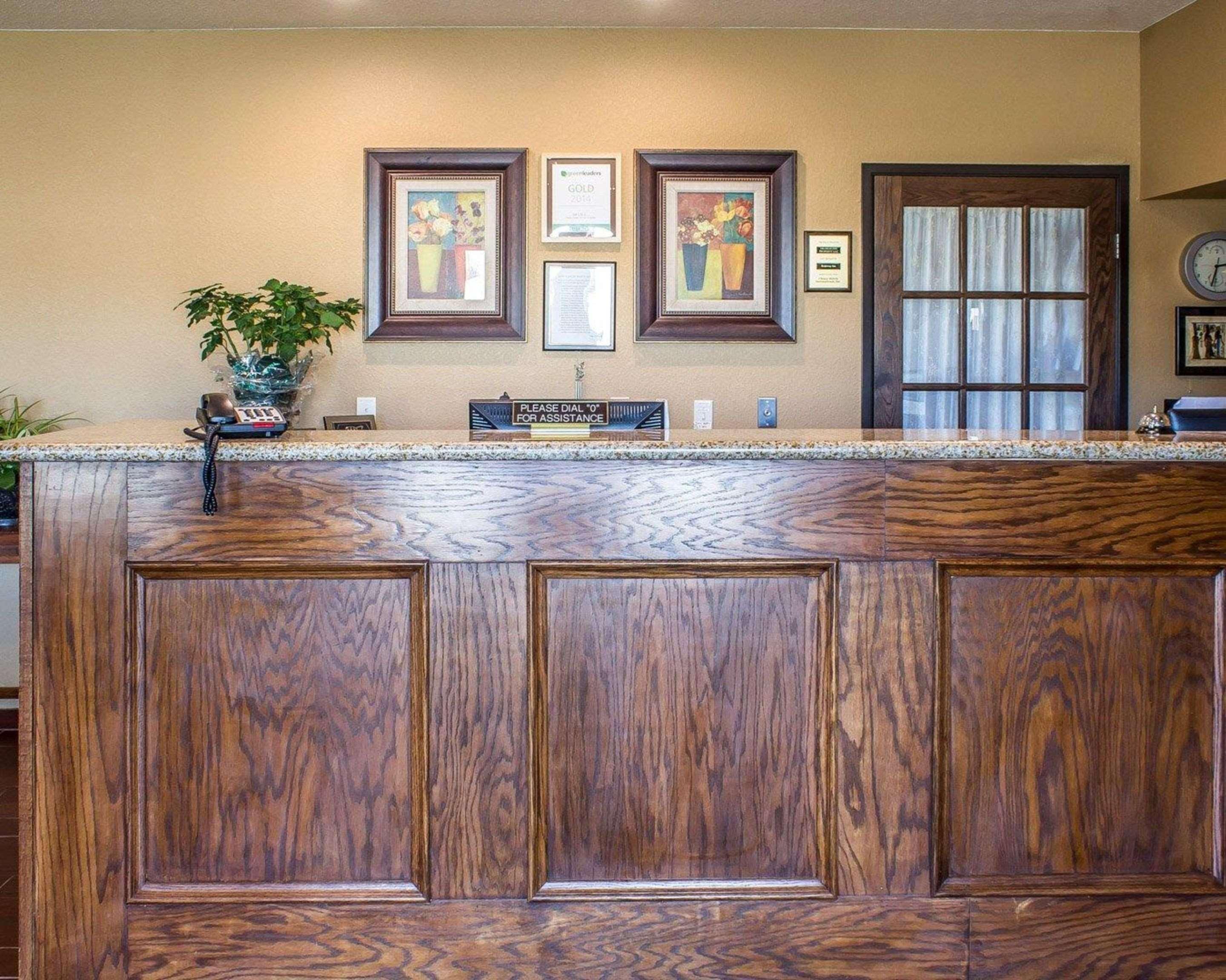 Rodeway Inn & Suites Near Okoboji Lake Milford Екстериор снимка