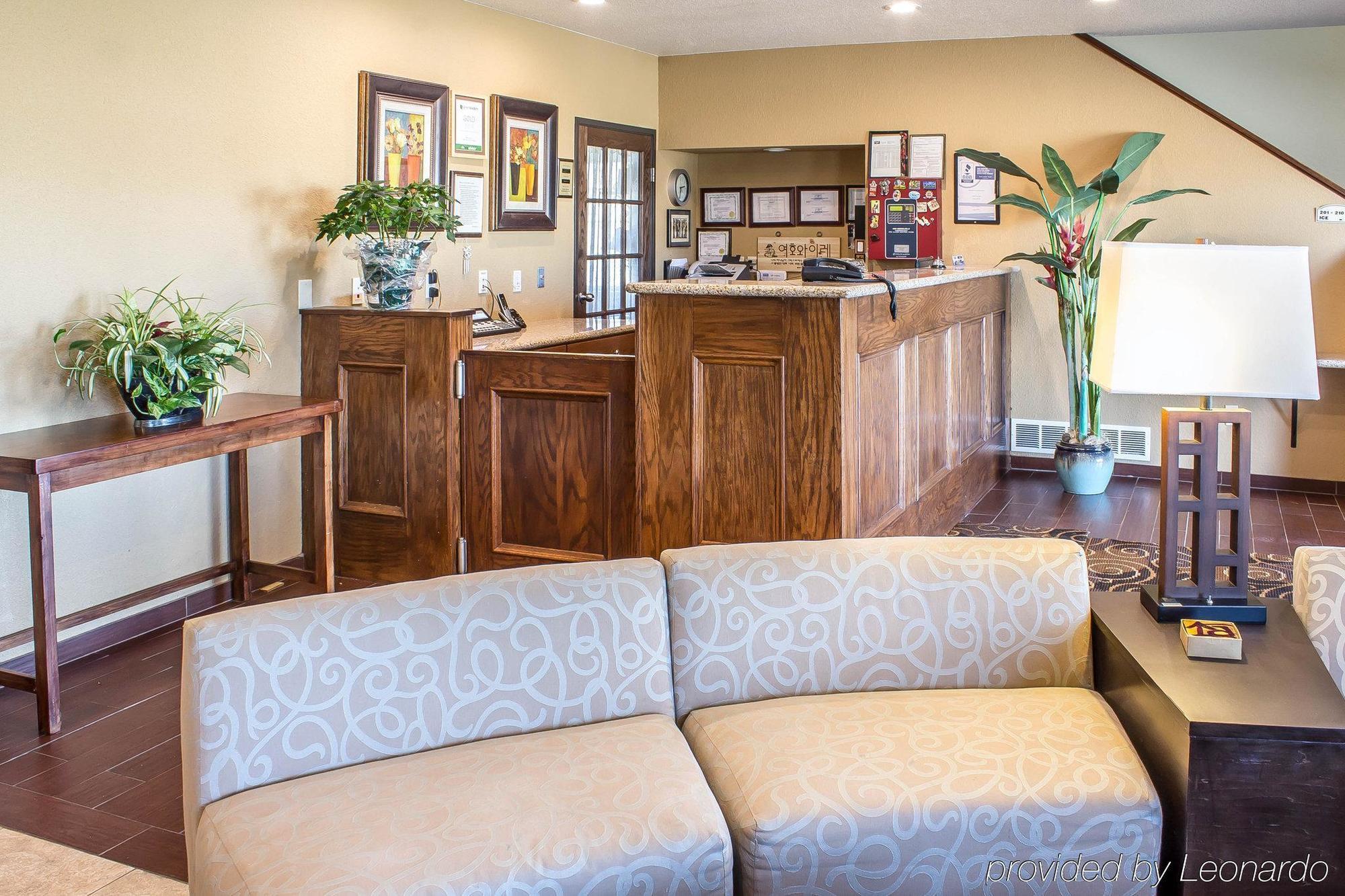 Rodeway Inn & Suites Near Okoboji Lake Milford Екстериор снимка