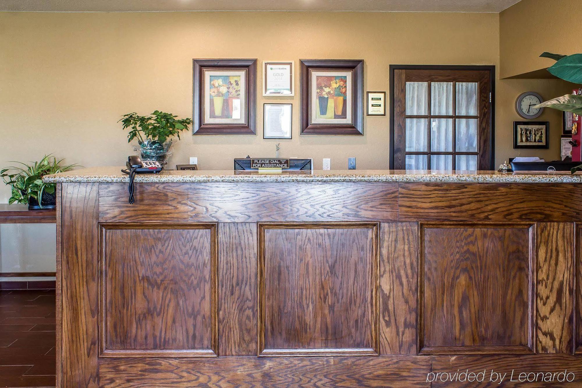 Rodeway Inn & Suites Near Okoboji Lake Milford Екстериор снимка